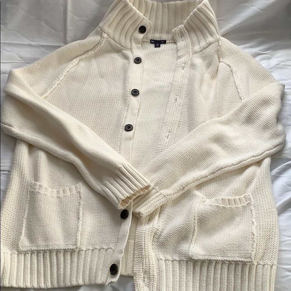 Women’s GAP button down cardigan